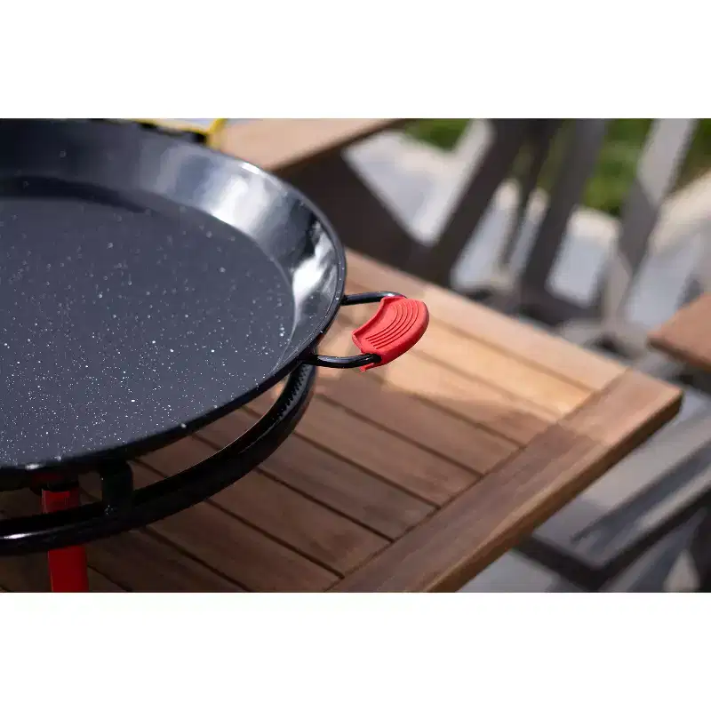 Ringg Flame Series Pro Kit with 24-In. Triple-Ringed Gas Burner and 5-In. Tabletop Stand for 24 Servings