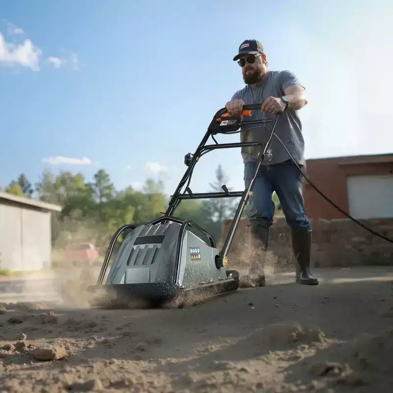 VEVOR Plate Compactor, 130W Output Electric Ground Rammer, 5 kN Force, 3.9 in Depth, 16 m/min Speed, 3304 sq.ft/h Efficiency, Black