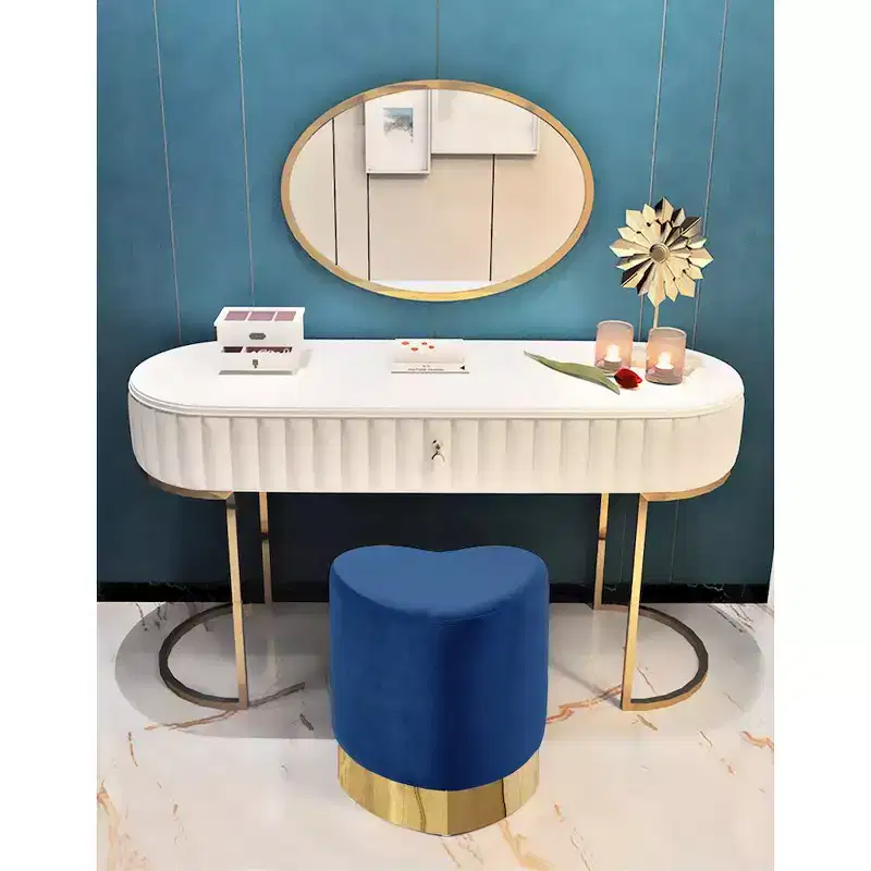 Meridian Furniture,Heart Velvet Ottoman/Stool