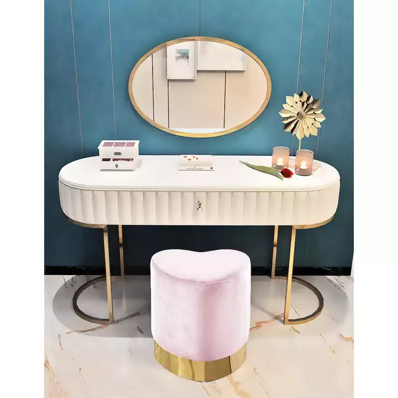 Meridian Furniture,Heart Velvet Ottoman/Stool
