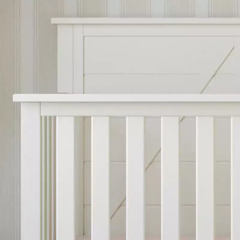 4-in-1 Convertible Baby Crib 鈥?Pine Wood, Adjustable Mattress, Converts to Toddler/Full Bed