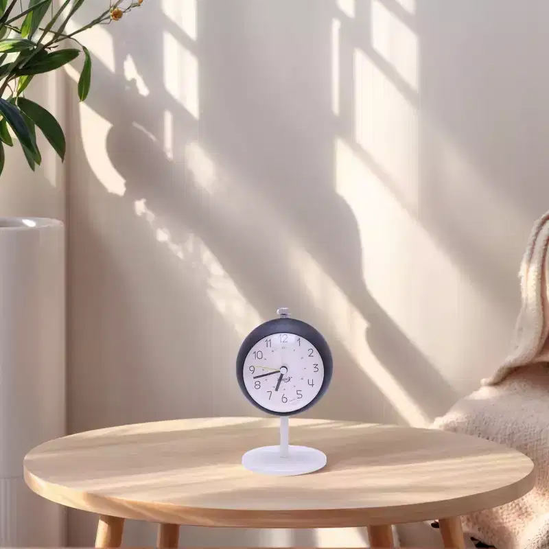 REGALWOVEN Plastic Analog Alarm Night Light Alarm Clock with Stand 3.7 x 3.1 x 5.9 Inch 1 Pc