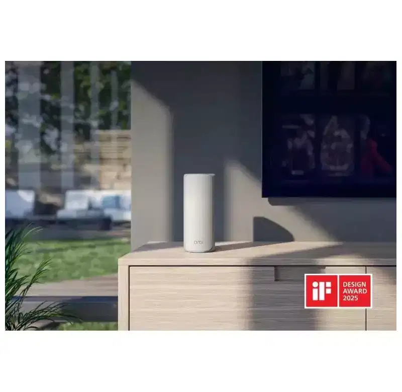 Refurbished: Netgear RBE773-100NAR Orbi 770 Tri-Band WiFi 7 Mesh System, 11Gbps, 8000 sq.ft. Coverage, 100 Devices, Router + 2 Satellites