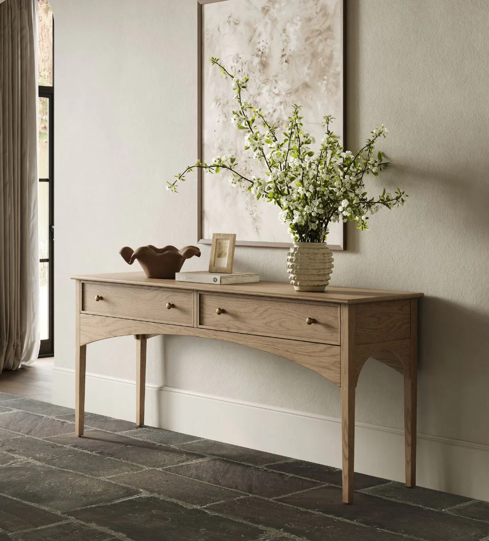 Console White Oak ¨C Warm White Oak Console with Natural Grain, Brass Hardware, Long Lean Silhouette for Entryway or Living Space, 72W x 18D x 31H