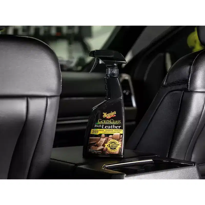 Meguiars 15.2oz Gold Class Rich Leather Cleaning and Conditioning Spray: Car Leather Cleaner & Conditioner, Prevents Aging