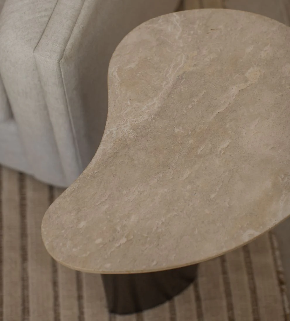 Side Table Espresso - Dimensions: 22 W ?¨¢ 14.5 D ?¨¢ 21 H | Weight: 30.87 lbsA little unexpected, a lot unforgettable. - The Side