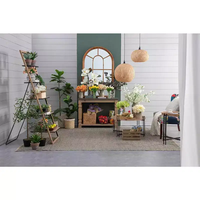 Farmhouse Round Wooden Coffee Table with Metal Legs D32x18