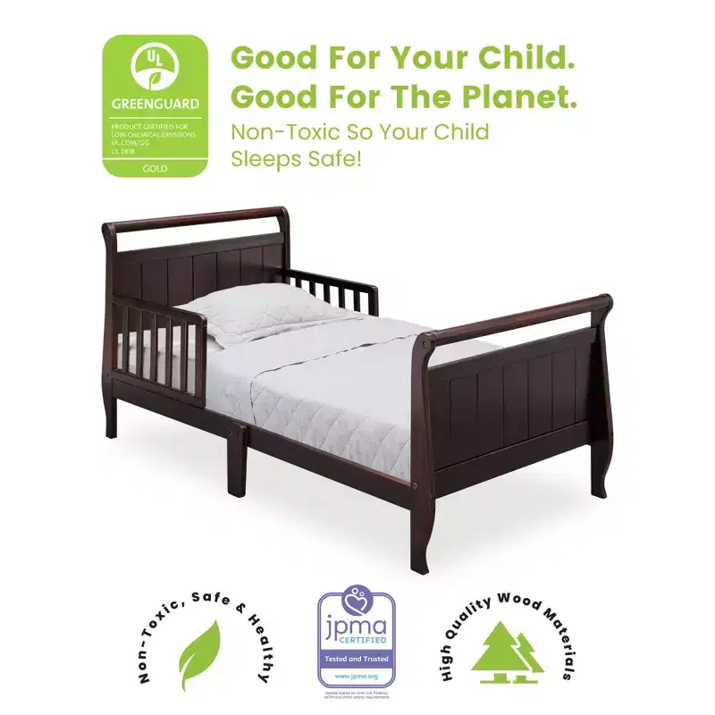 Delta Children Chestopher Toddler Bed with Bedrails